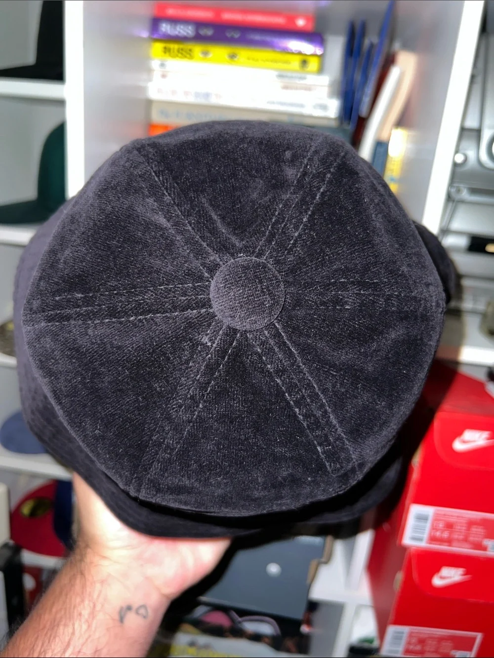 2000’s P Miller Black Velvet Bucket Hat - Picture 2 of 4
